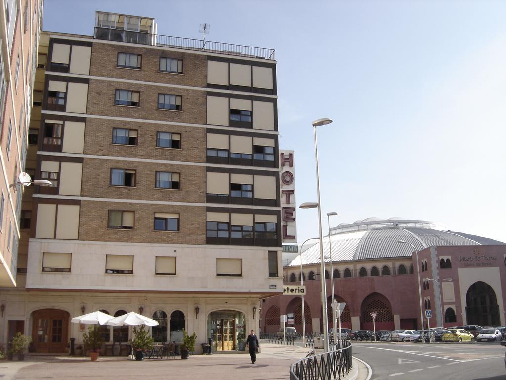 Hotel Aranda Aranda de Duero Bagian luar foto